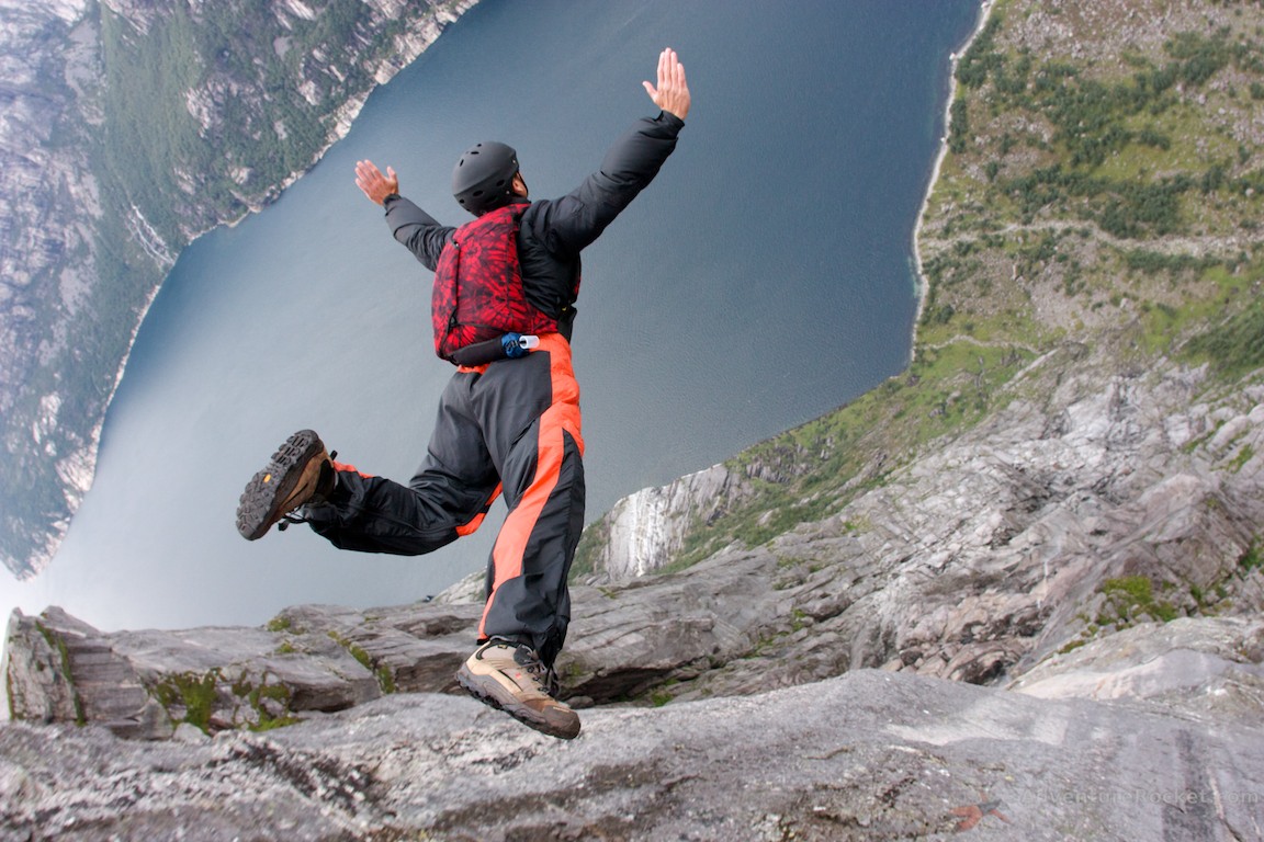 base jumper free fall Kjerag Matthew Cough Lysefjorden