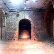 Sala Uno Teatro. Uno dei teatri di Roma più suggestivi. Collocato fra le mura nel complesso del Santuario Pontificio della Scala Santa a Roma, di fronte alla storica Basilica di San Giovanni in Laterano