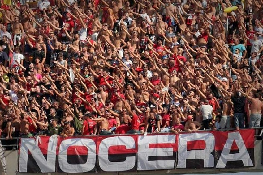 Nocera calcio tifo